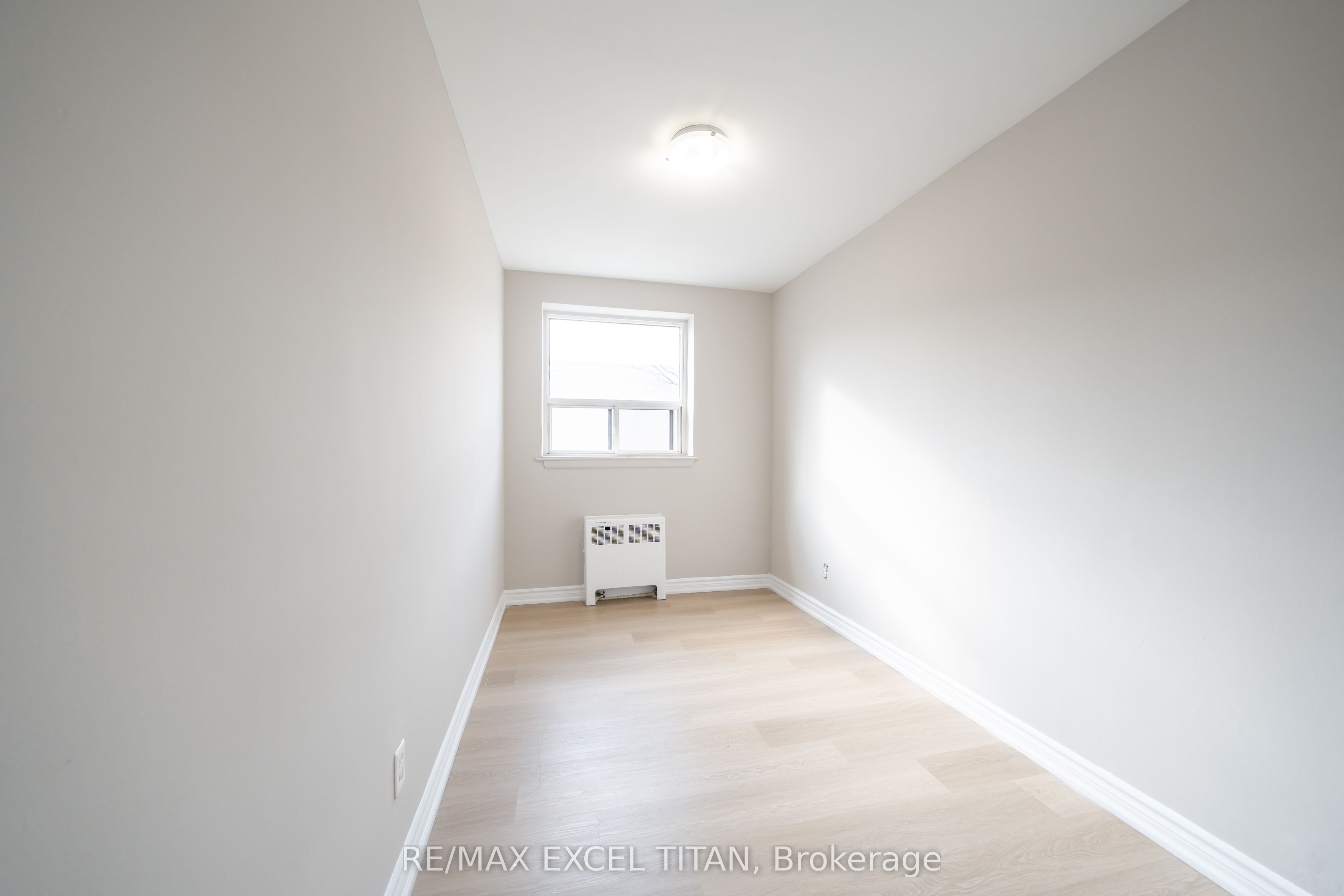 Additional image 4 of 209A-468 Ottawa Street, Hamilton, ON, L8H 4A6