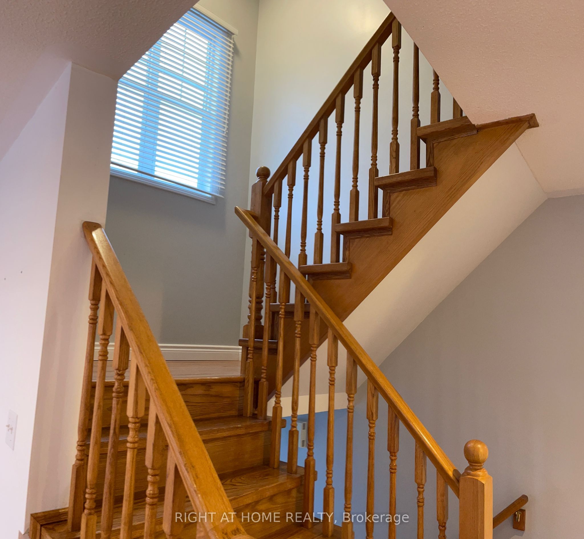Additional image 6 of 152-5980 Whitehorn Avenue, Mississauga, ON, L5V 2Y5