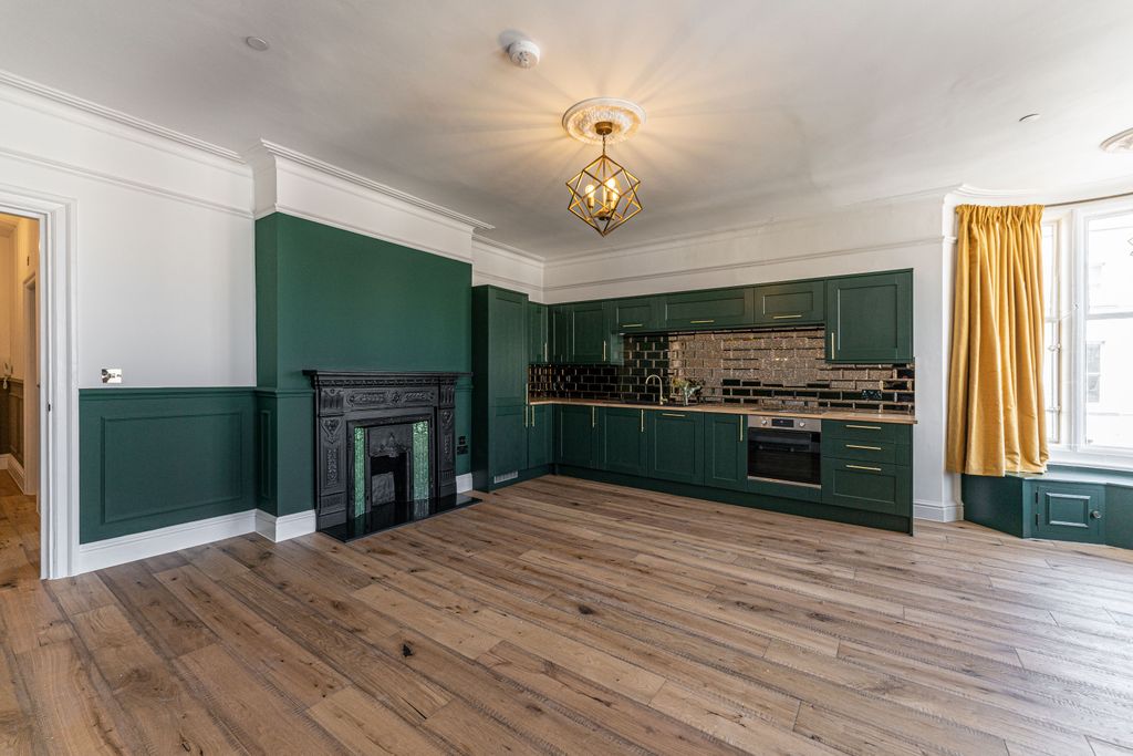 Additional image 8 of 1 bed flat to rentCambray Place, Cheltenham GL50