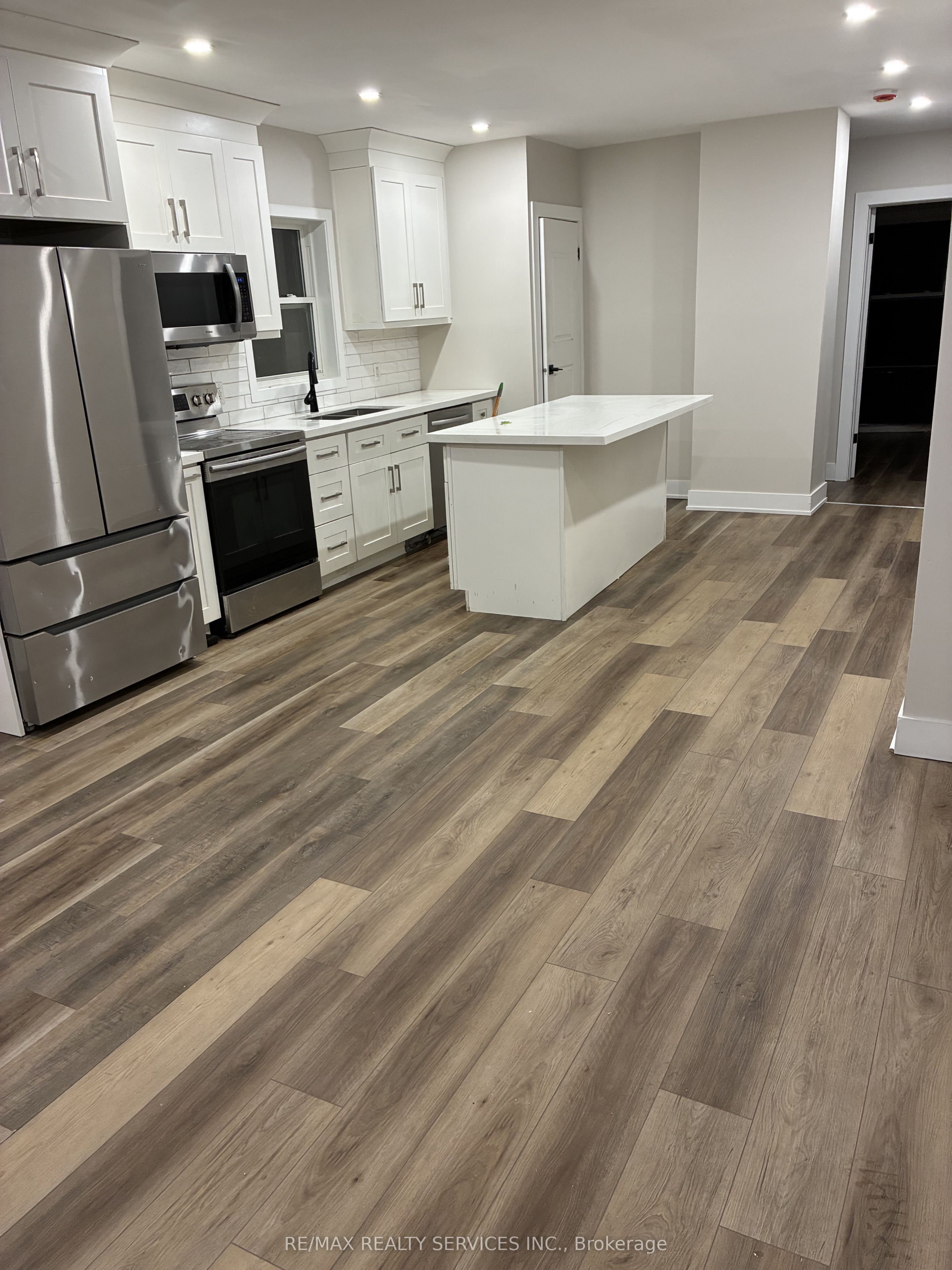 Additional image 6 of Unit 1-748 Barton Street E, Hamilton, ON, L8L 3B1