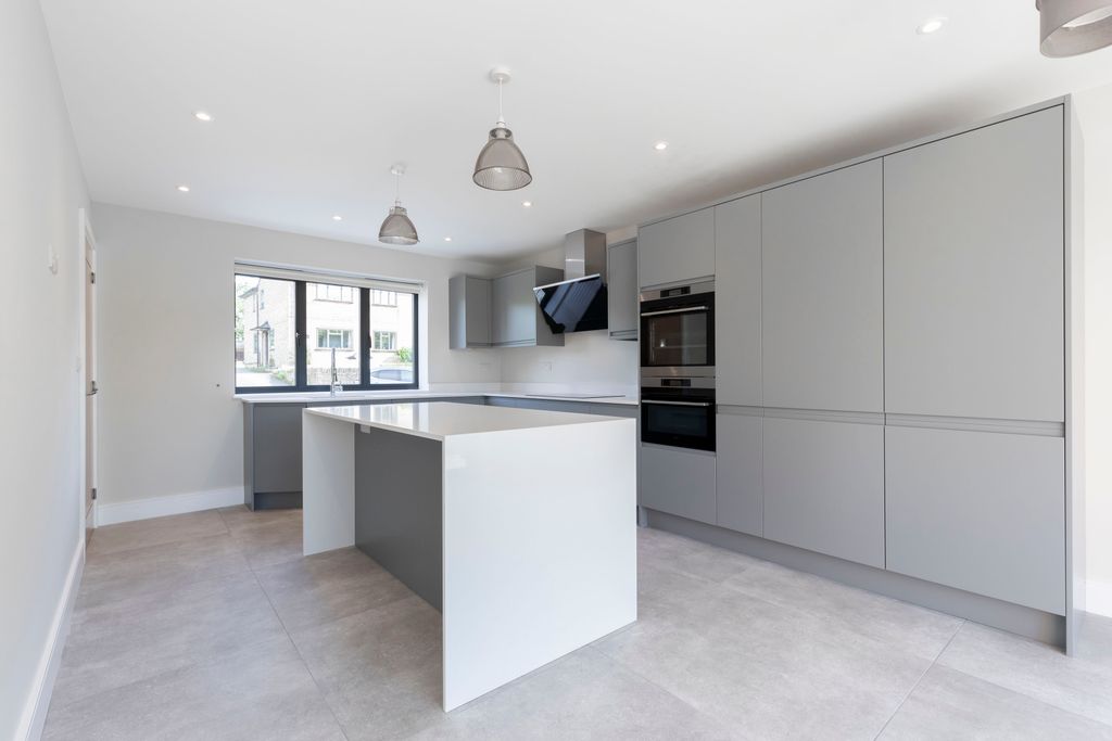 Additional image 6 of 4 bed detached house to rentBlacksmith Lane, Cheltenham GL52