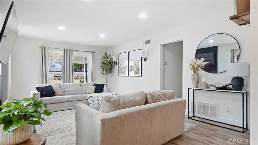 Additional image 6 of 8783 Driftwood Dr, Riverside, CA 92503