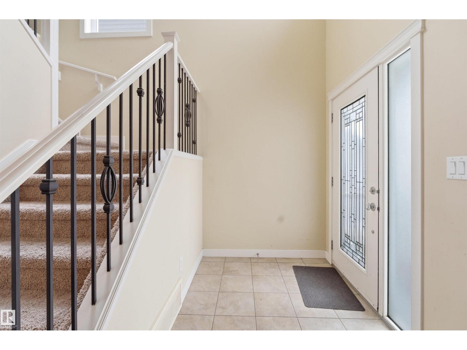Additional image 5 of 2923 16 Street NW, Edmonton, AB, T6T0V8