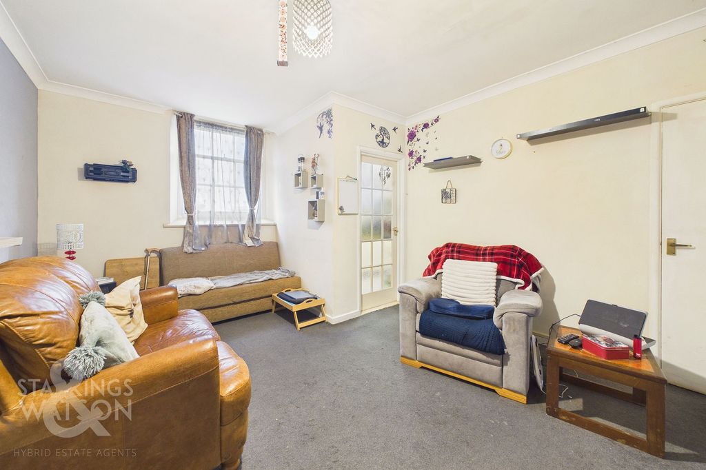 Additional image 8 of 2 bed flat for saleIpswich Road, Pulham Market, Diss IP21