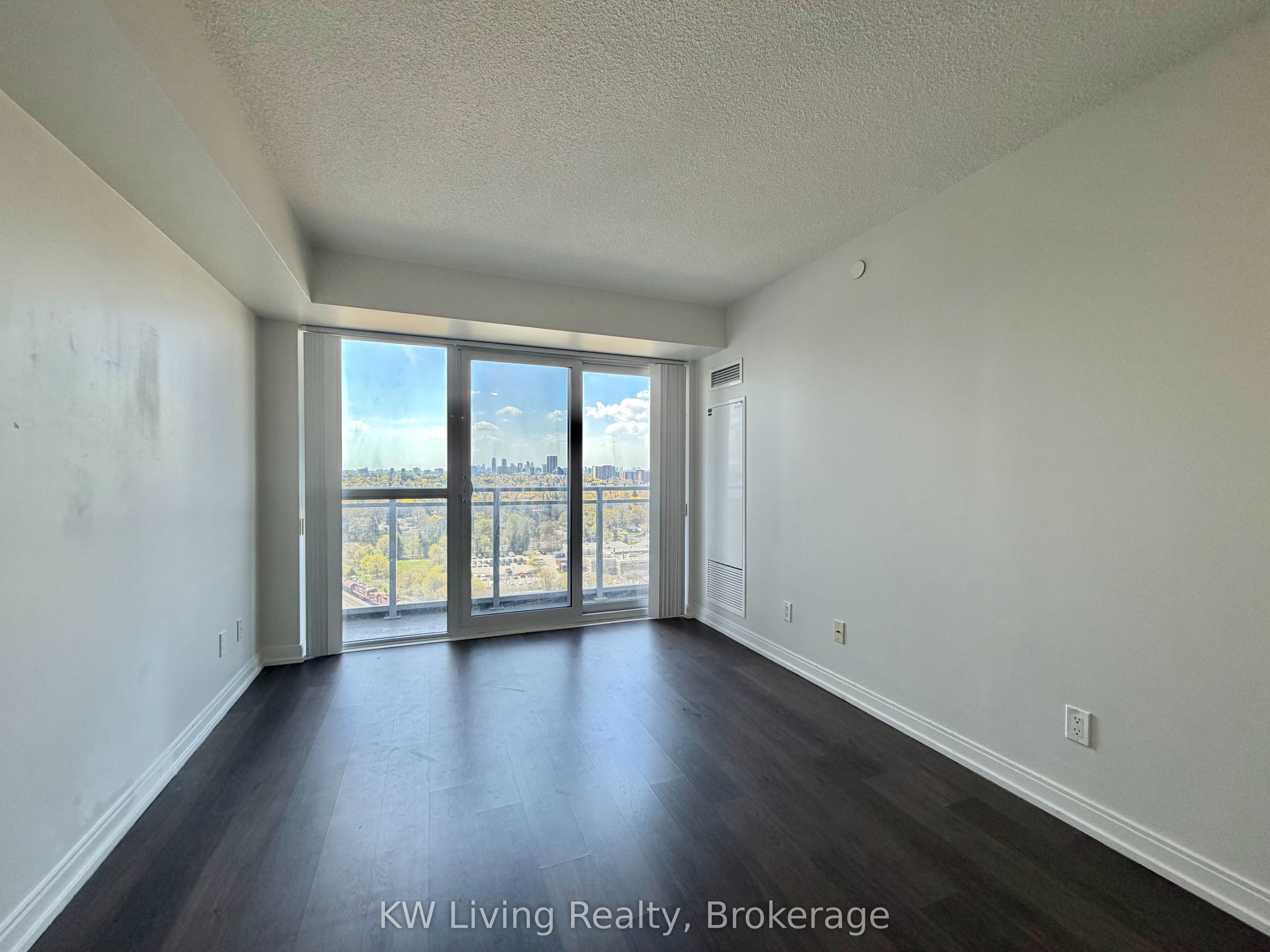 Additional image 3 of 1707-255 Village Green Square, Toronto, ON, M1S 0L3