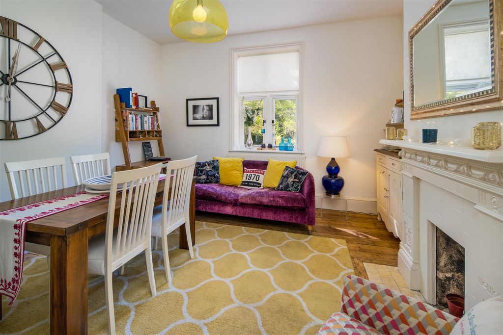 Additional image 5 of 3 bed terraced house for saleGurnard, Isle Of Wight PO31