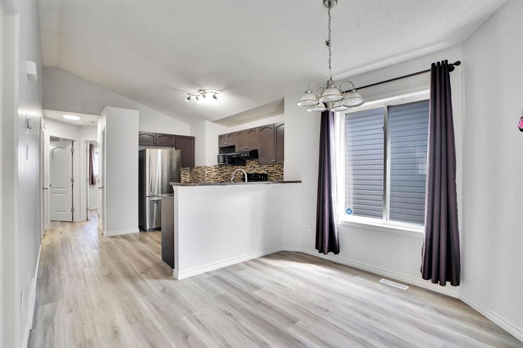 Additional image 5 of 71 Saddlemont Road NE, Calgary, AB, T3J5E4