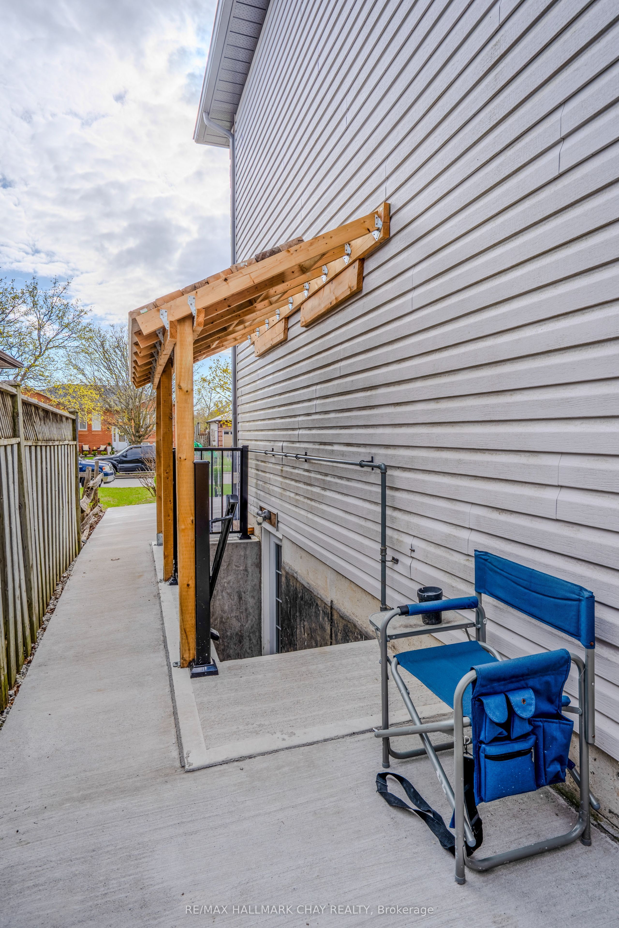 Additional image 3 of Lower-19 Julie Street, Essa, ON, L0M 1B3