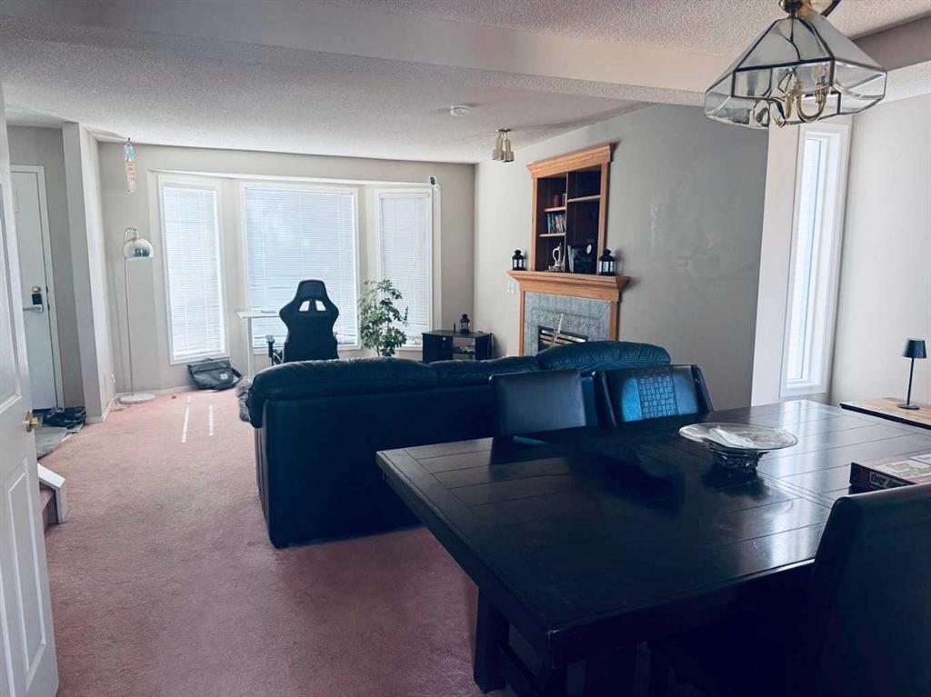 Additional image 5 of 7212 Sierra Morena Boulevard SW, Calgary, AB, T3H 3G5