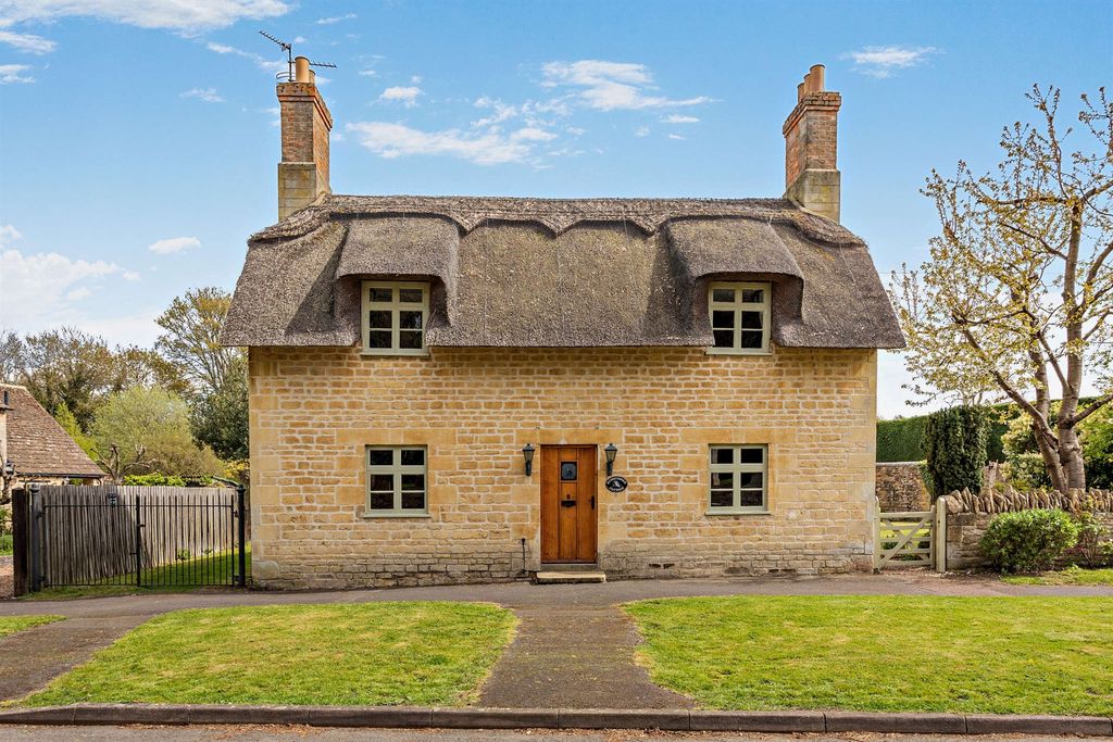 Additional image 3 of 5 bed cottage for saleChurch Street, Alwalton, Peterborough PE7