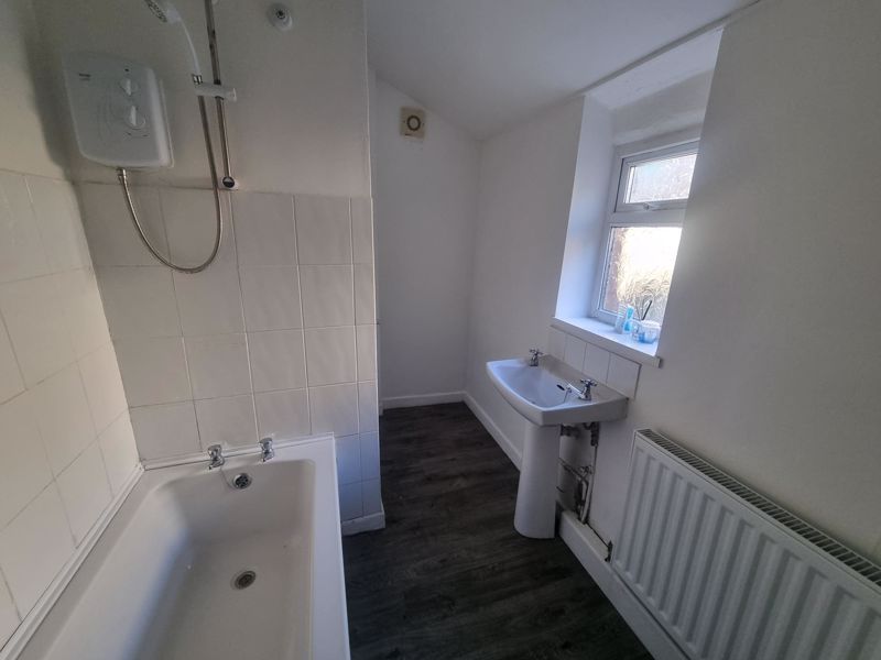 Additional image 9 of 1 bed flat to rentThomas Street, Abertridwr CF83