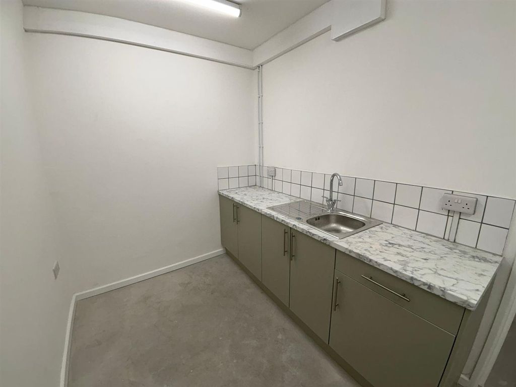 Additional image 6 of Property to rentTroedyrhiw, Merthyr Tydfil CF48