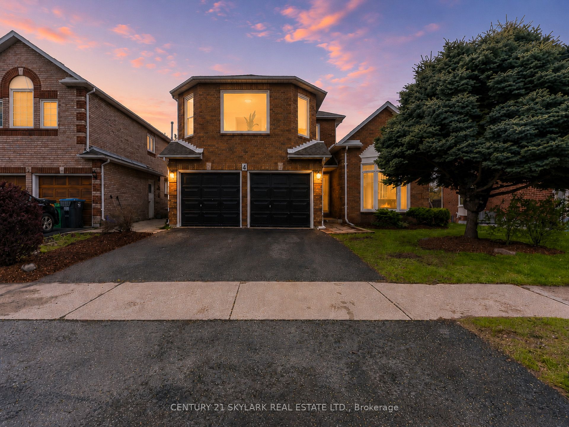 4 Leeward Drive, Brampton, ON, L6S 5V6