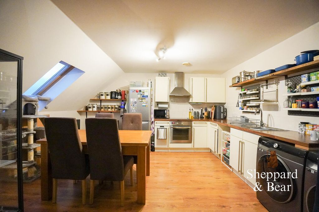 Additional image 5 of 2 bed flat for saleTregwilym Road, Rogerstone, Newport NP10