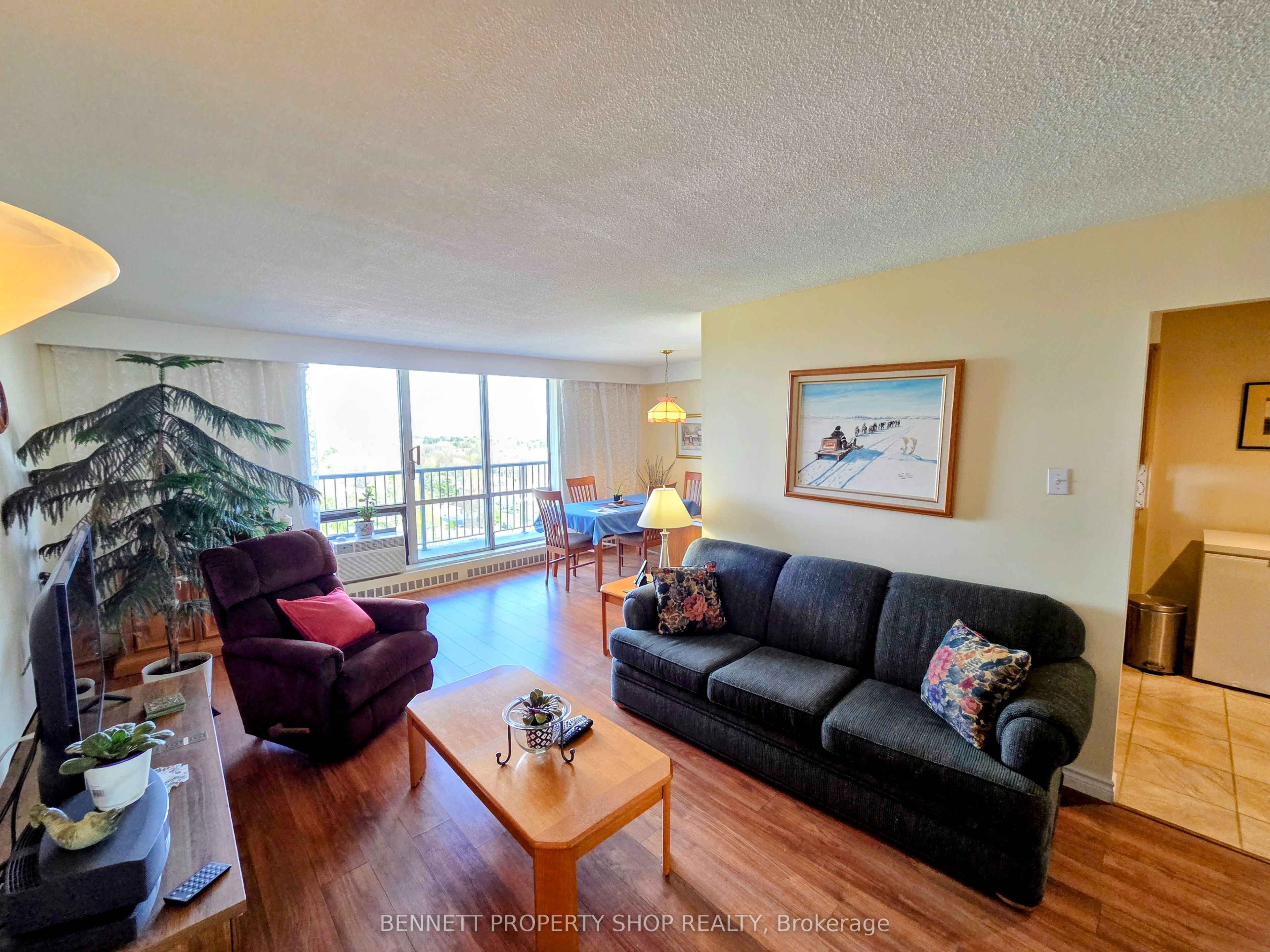 Additional image 4 of 1007-2400 Virginia Drive, Ottawa, ON, K1H 8L3