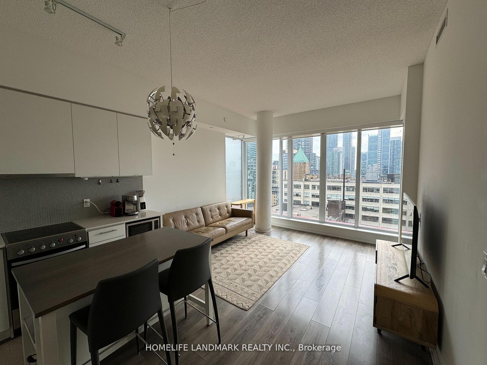 Additional image 3 of 1404-435 Richmond Street W, Toronto, ON, M4V 3S6