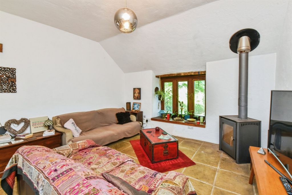 Additional image 2 of 2 bed barn conversion for saleLanes End Hill, Rodden, Frome BA11