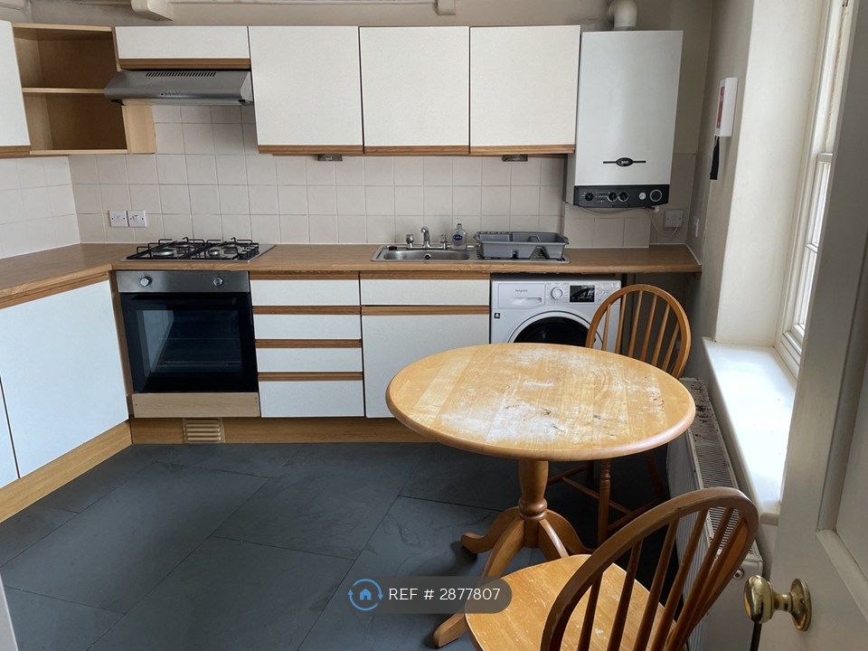 Additional image 12 of 5 bed terraced house to rentBroad St, Penryn TR10