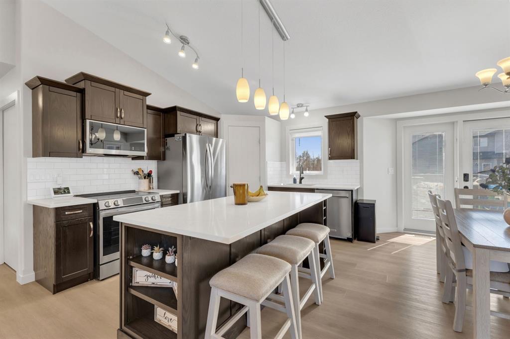Additional image 6 of 25 Pioneer Way, Blackfalds, AB, T4M0E4