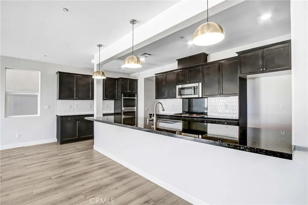 Additional image 4 of 11270 Guava Dr, Corona, CA 92883