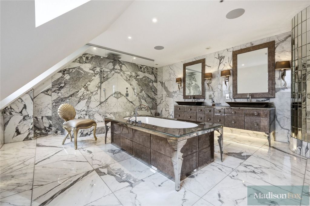 Additional image 44 of 8 bed detached house for saleStradbroke Drive, Chigwell, Essex IG7