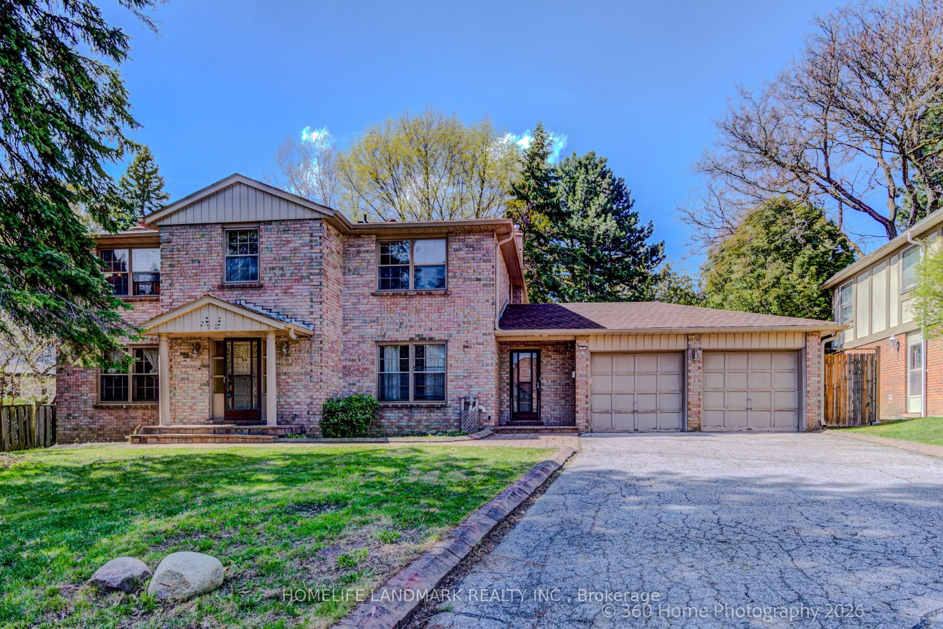 28 Cobblestone Drive, Markham, ON, L3T 4E4
