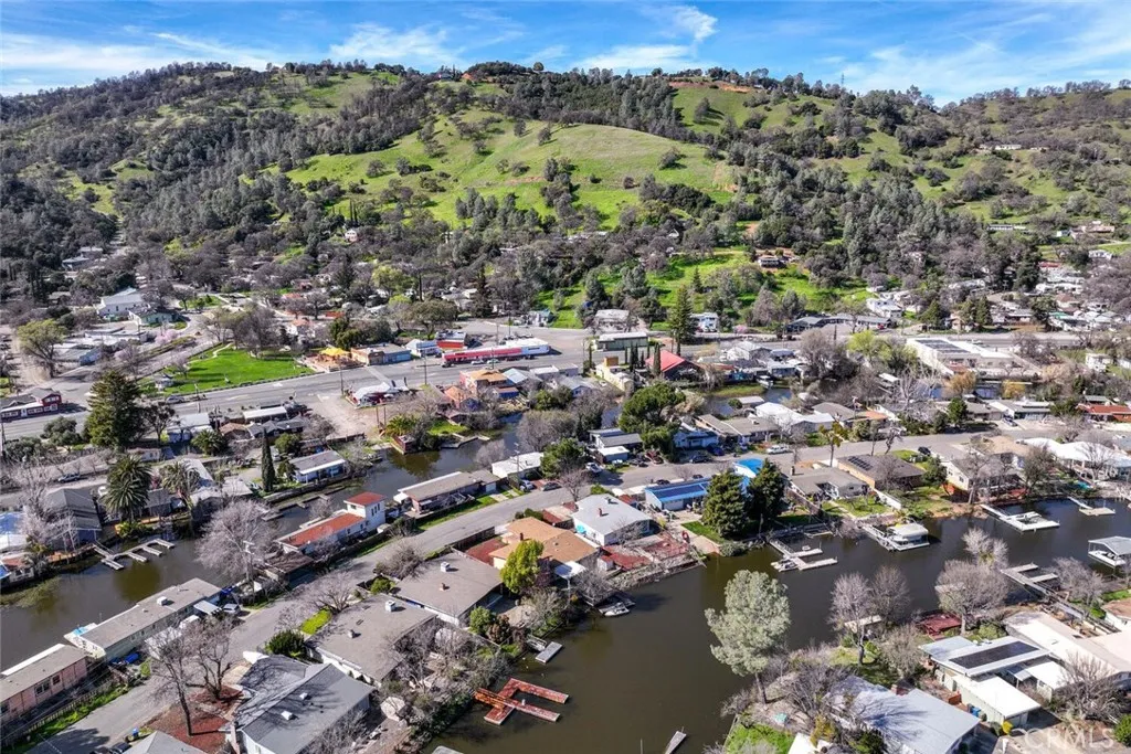 Additional image 100 of 12631 Shoreview Dr, Clearlake Oaks, CA 95423
