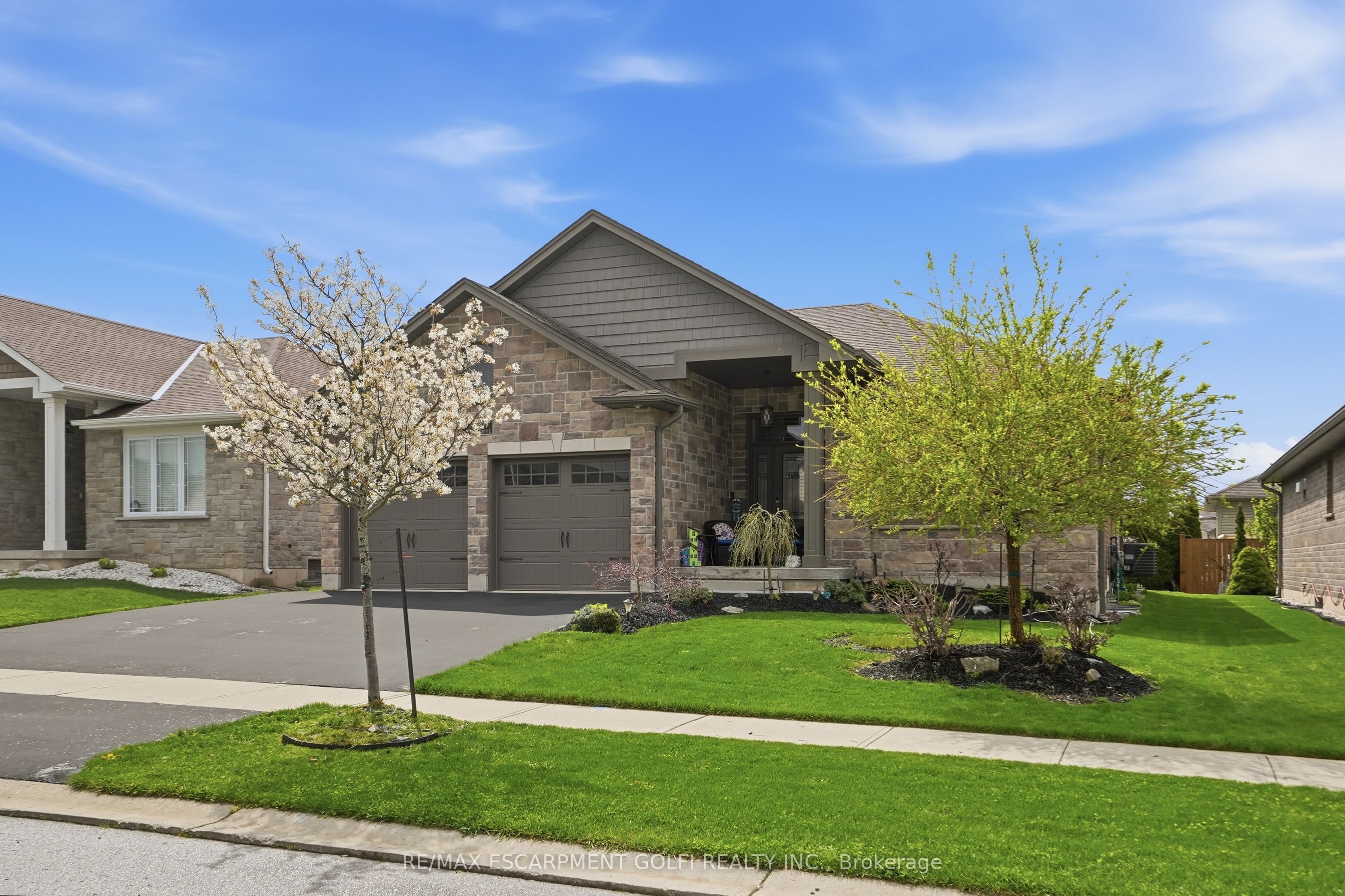 Additional image 2 of 35 Patten Drive, Brant, ON, N0E 1N0