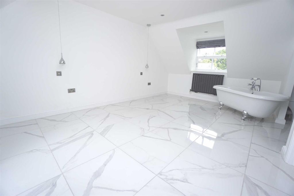 Additional image 19 of 4 bed detached house to rentSutton Park Gardens, Kidderminster DY11