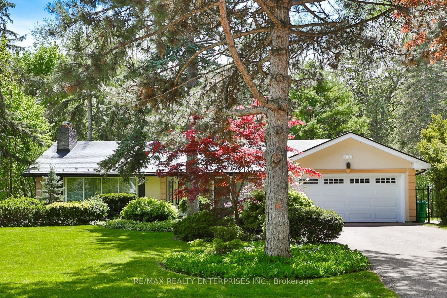 1364 Avonbridge Drive, Mississauga, ON, L5G 3G5