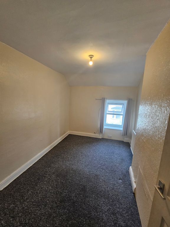 Additional image 13 of 1 bed flat to rentClifton Rd, Llandudno LL30