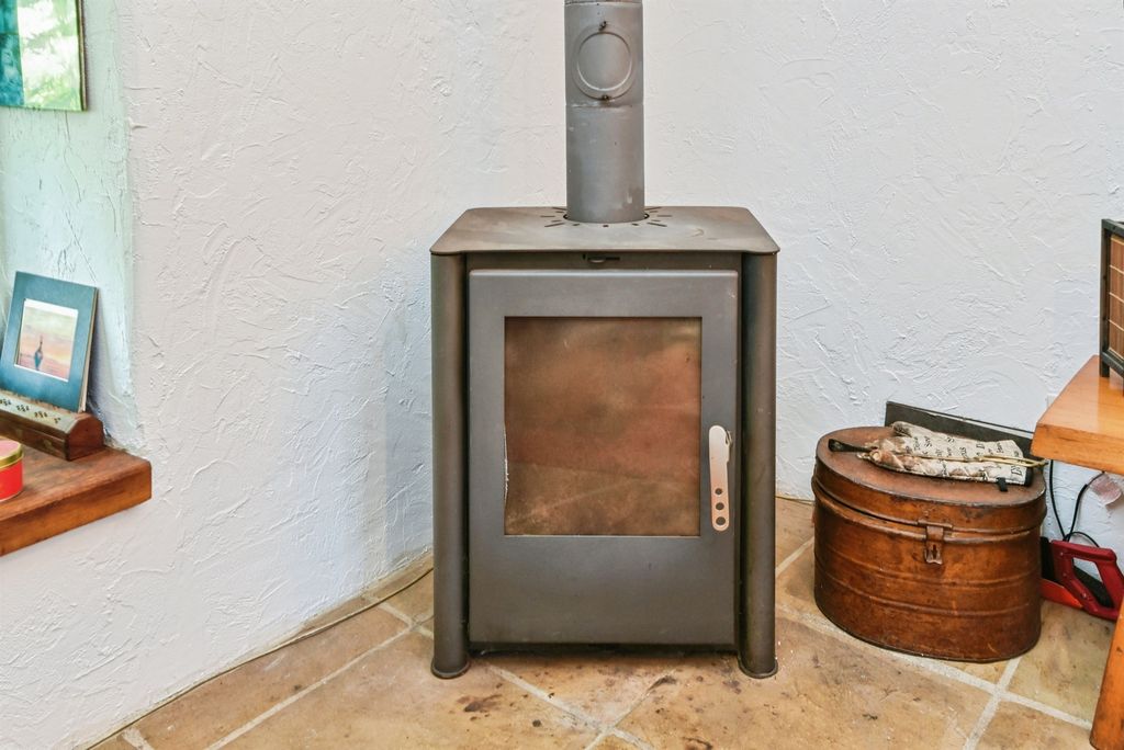 Additional image 10 of 2 bed barn conversion for saleLanes End Hill, Rodden, Frome BA11