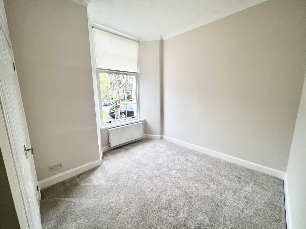 Additional image 5 of 1 bed flat for sale26 Academy Court, Irvine KA12