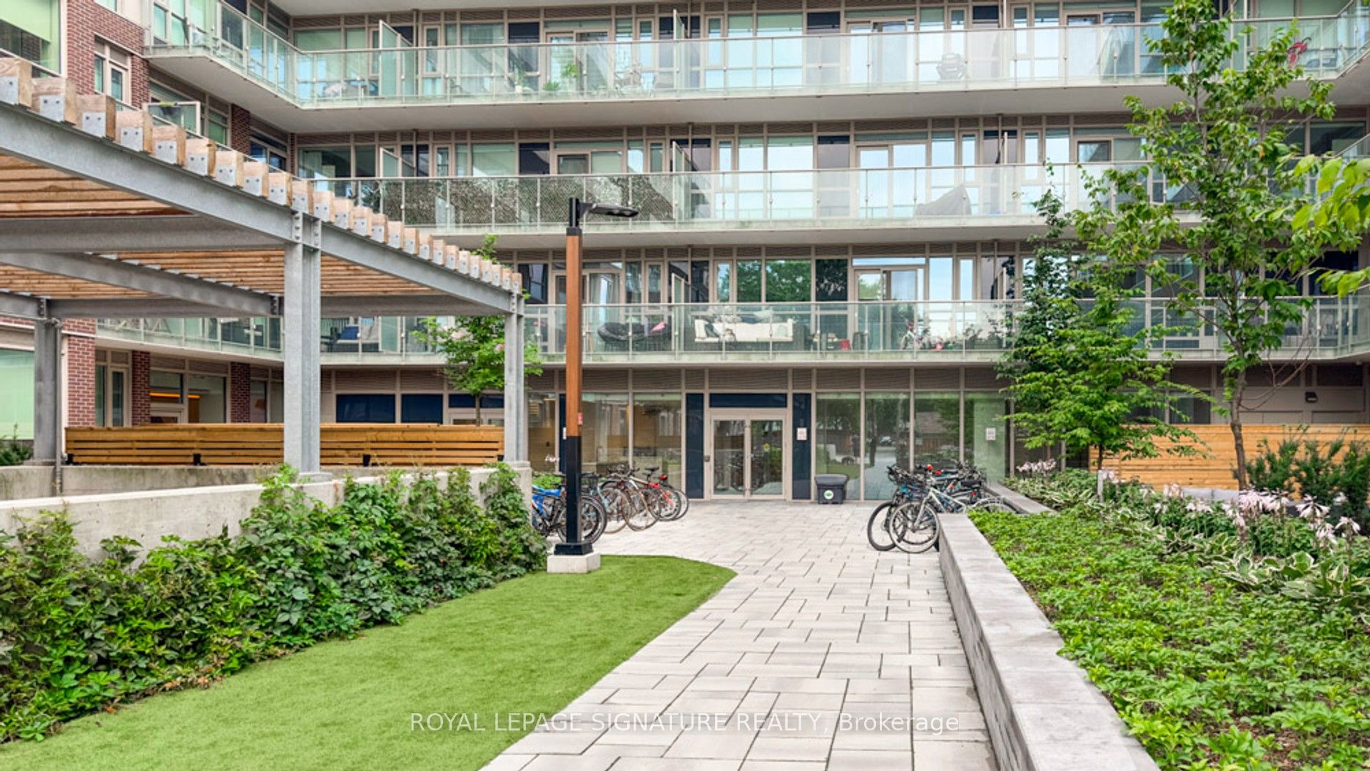 Additional image 3 of 633-150 Logan Avenue, Toronto, ON, M4M 0E4