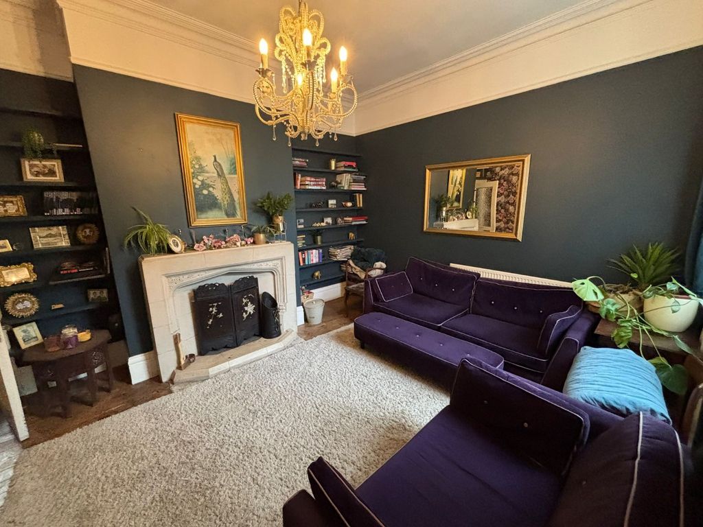 Additional image 4 of 5 bed terraced house to rentWestbourne Avenue, Princes Avenue, Hull, East Riding Of Yorkshi HU5