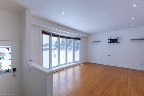 Additional image 8 of Main-1 Eldrid Court, Grimsby, ON, L3M 1Z1