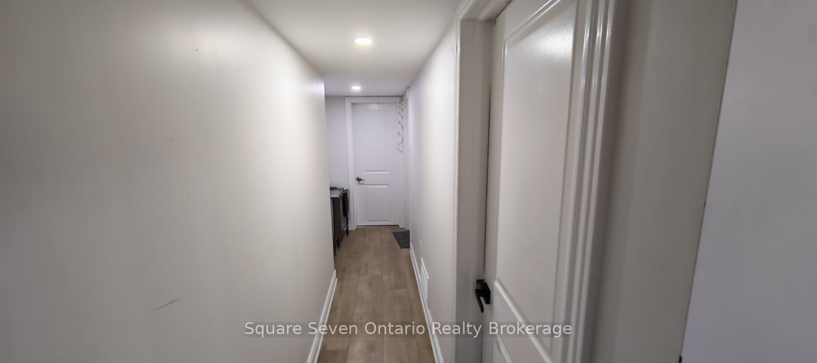 Additional image 6 of Basement-4264 Brandon Gate, Mississauga, ON, L4T 3K4