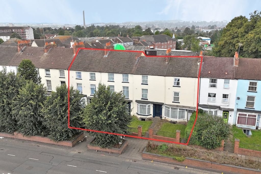 Additional image 9 of 17 bed property to rentRoyal Terrace, Barrack Road, Northampton NN1