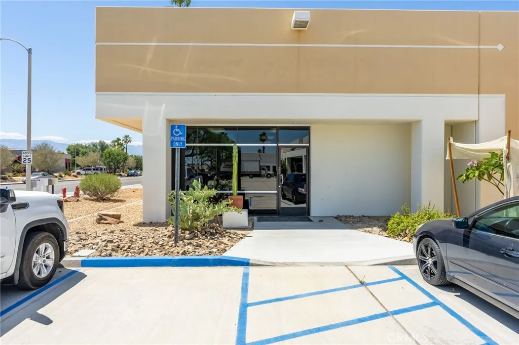 Additional image 8 of 77570 Enfield Ln, Palm Desert, CA 92211