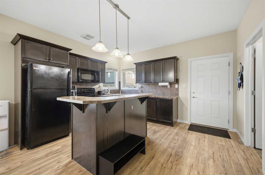 Additional image 8 of 408-150 Vanier Drive, Red Deer, AB, T4R0L1