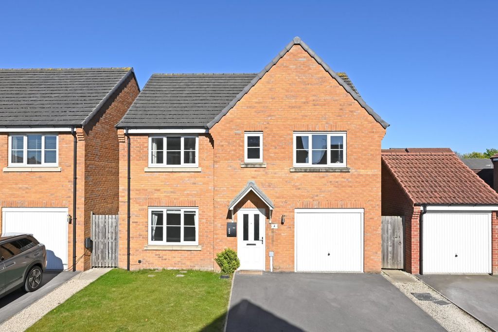 5 bed detached house to rentCornfield View, Wilberfoss, York YO41