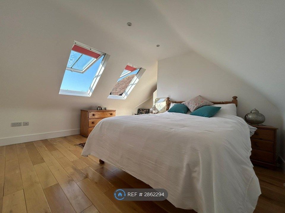 Additional image 21 of 5 bed semi-detached house to rentMill Lane, Midhurst GU29