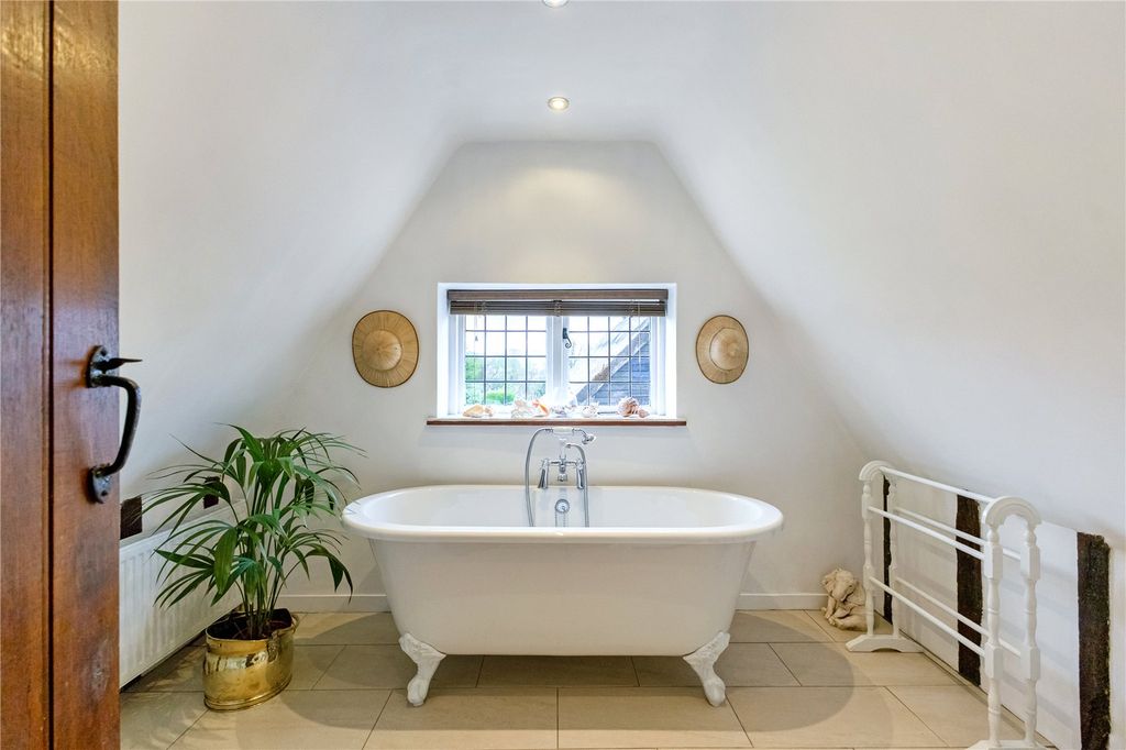 Additional image 26 of 5 bed detached house for saleChurch Road, Barton-Le-Clay, Bedford, Bedfordshire MK45