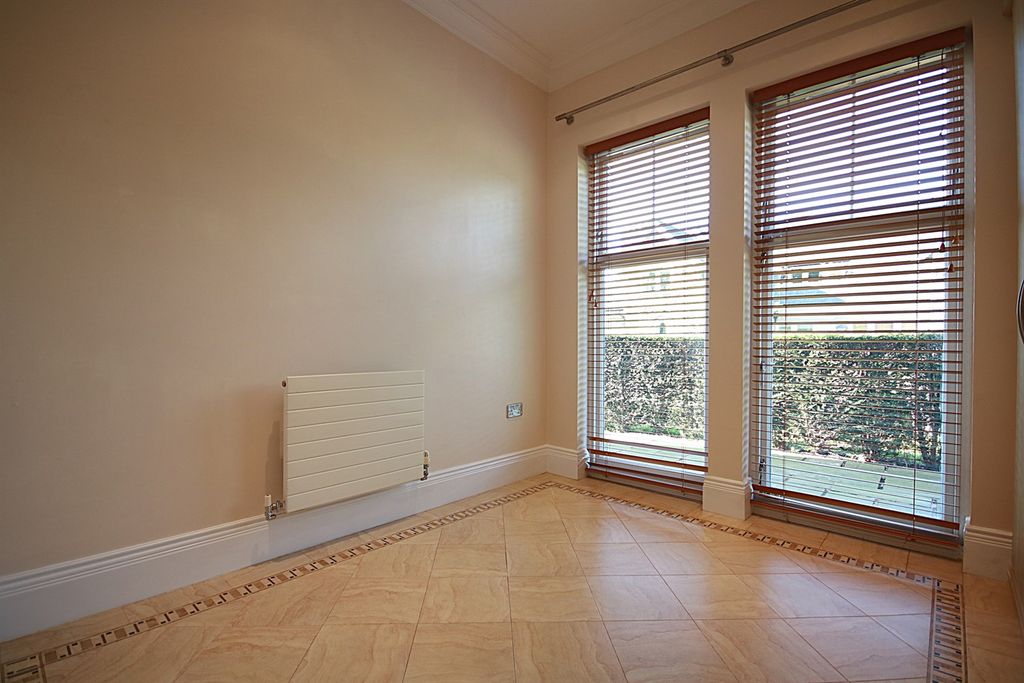 Additional image 12 of 3 bed flat to rentSt. Hilarys Park, Alderley Edge SK9