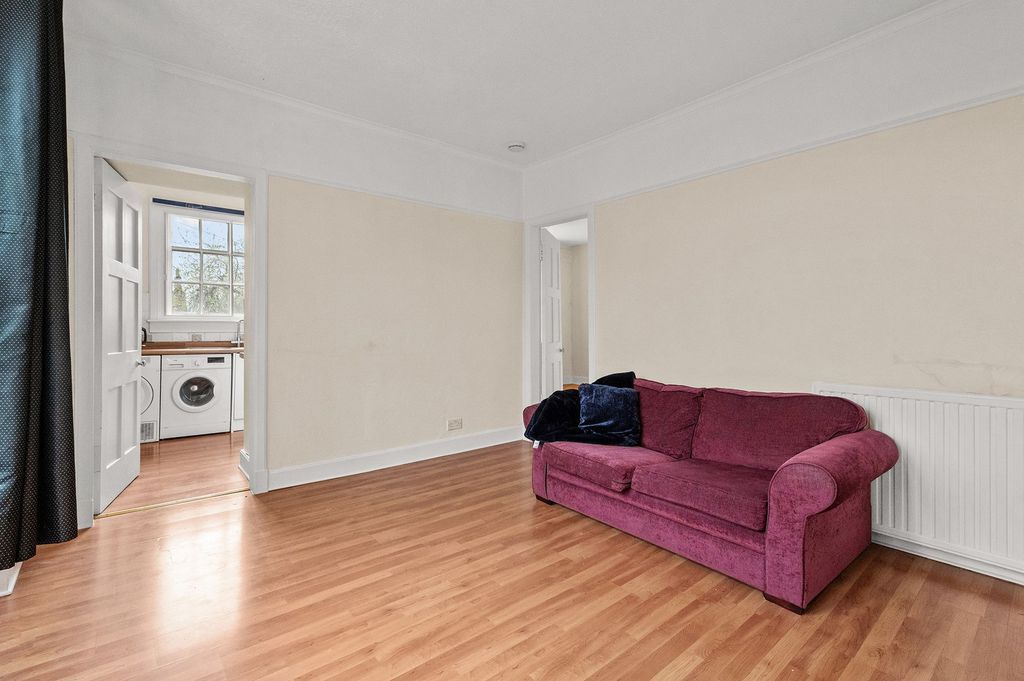 Additional image 2 of 2 bed flat for saleHenderson Street, Bridge Of Allan FK9