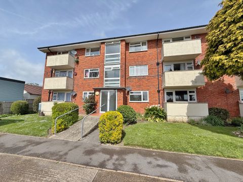 East Lodge Park, Farlington, Portsmouth PO6