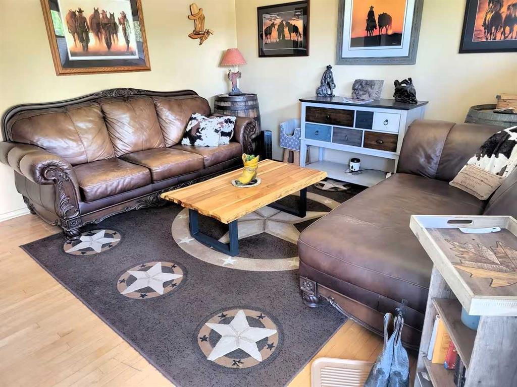 Additional image 4 of 1509 38 Street SE, Calgary, AB, T2A 1G7