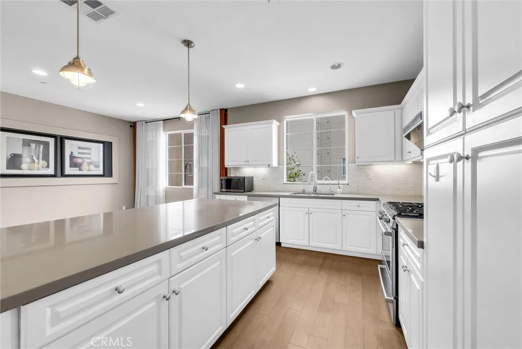 Additional image 43 of 27 Larry Beard Dr, South El Monte, CA 91733