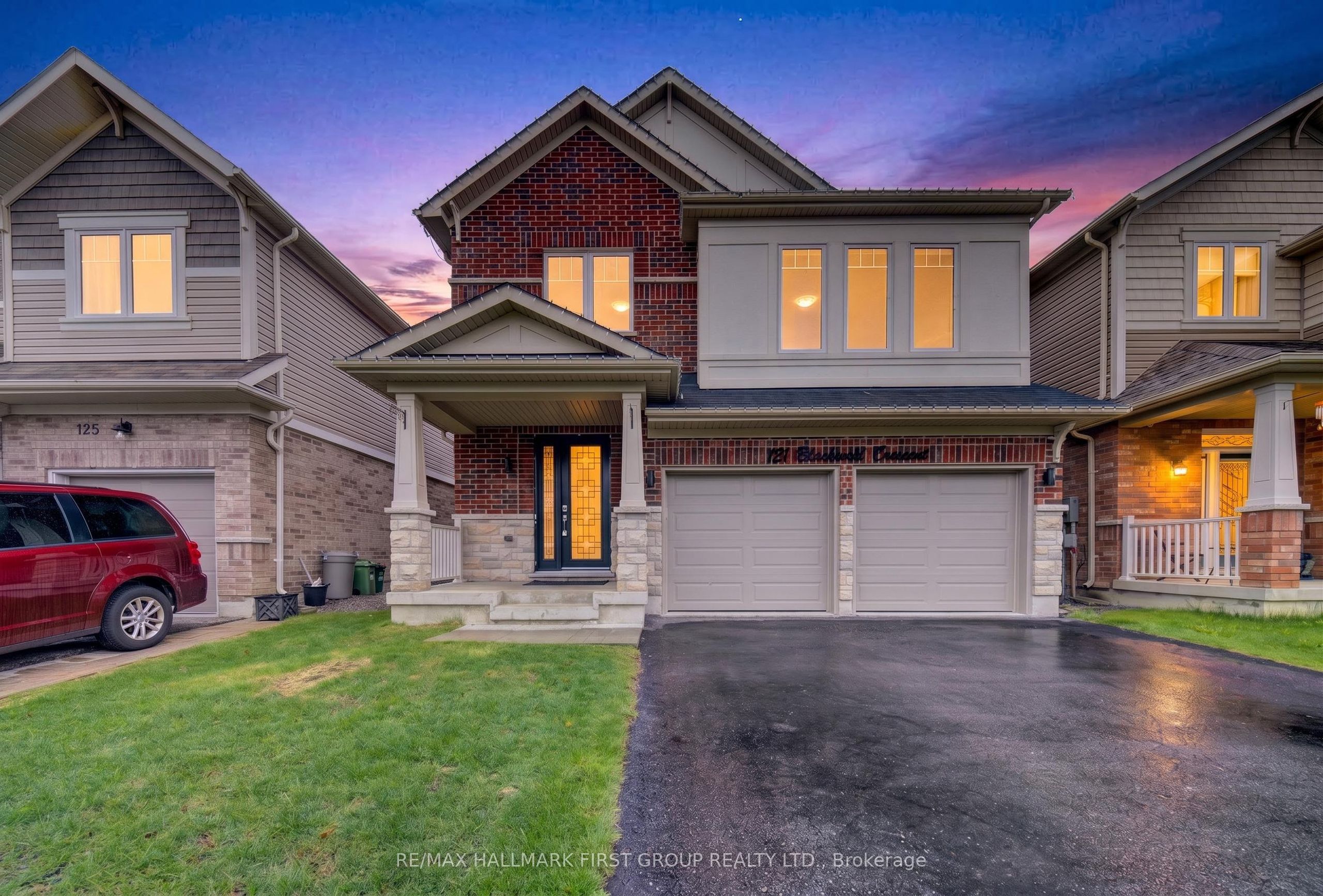 121 Blackwell Crescent, Oshawa, ON, L1L 0C1