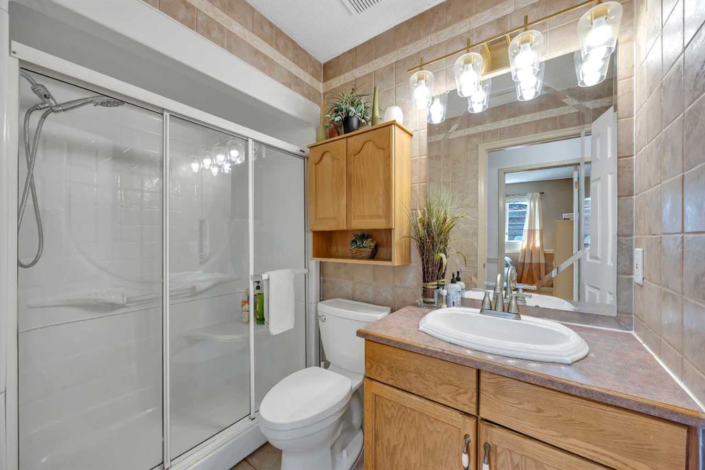 Additional image 6 of 189 Applemead Close SE, Calgary, AB, T2A 7S6
